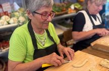 Cooking lesson from a greengrocer in the heart of Brindisi