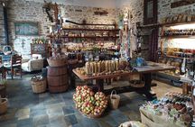Volos: Small Group Tour to Pinakates, Vizitsa & Milies