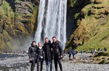 One-Day Tour: Private South Coast with Diamond Beach Adventure