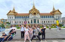 Grand Palace & Emerald Buddha & Flower Market Private Tour