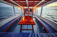Ko Tao: Vintage Boat - Small Group Snorkeling Day Trip with Meals