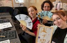 Asakusa：Japanese Calligraphy & Make your original folding fan!