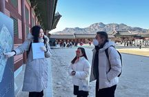 Time Travel in Seoul: Gyeongbokgung Palace, Folk Museum & Bukchon