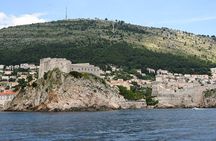 Panorama Boat Tour of Old Town Dubrovnik with Snacks and Drinks
