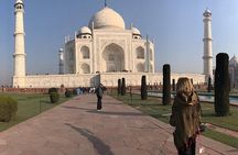 Private Taj Mahal and Fatehpur Sikri Day Trip from Jaipur