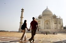 Private Taj Mahal and Fatehpur Sikri Day Trip from Jaipur