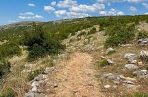 Hiking experience in unspoilt nature on the Krupa River