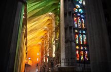 Sagrada Familia Skip The Line Guided Group Tour with Options
