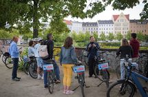 Berlin: Experience the Alternative Kreuzberg on a Bike Tour