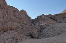 Hiking experience Martian landscapes and dream beaches on Pag Metanja