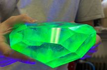 Exclusive Hands‑On Glass‑Cutting with Filip Lukavec in Nový Bor