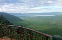 6 Days Luxury Safari Through Tarangire, Serengeti & Ngorongoro.