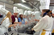 Rome Pasta and Tiramisu Class: Ravioli, Fettuccine and Fine Wine