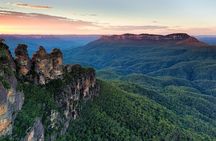 Blue Mountains Tour: Small Group with Featherdale, Winery & Ferry