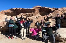Tour of the Rainbow Valley and Petroglyphs of Yerbas Buenas
