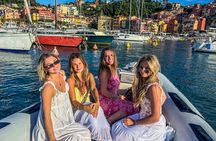 Boat tour of the Gulf of Poets