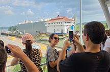 Private Layover Panama Canal & City Tour