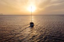 Dia Island Sailing Cruise with Meal and Water Activities