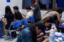 Signature Tumbler Customization Painting Experience