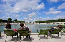 Paris Private Tour: Highlights, Top Quarters & Eiffel Tower
