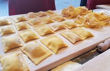 Authentic Italian Pasta Making Class in Rome