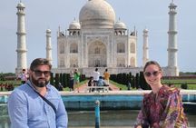 Agra City Highlights with Fatehpur Sikri Overnight Tour
