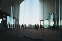 Premium Elphi Plaza guided tour with French bread and coffee