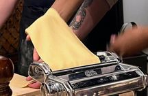 Fresh Pasta & Gelato Cooking Class in a Roman Home with Cristina