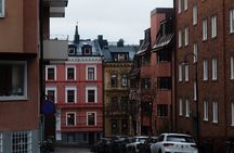 Eira Photo Walking Tour in Helsinki