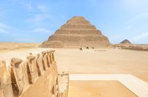 VIP Cairo and Giza Pyramids Tour with Guide and Local Culture 