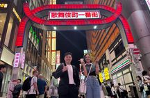 Shinjuku Nightlife: Izakaya, Karaoke & Golden Gai bar hopping