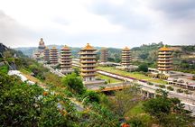 Classic Kaohsiung Day Tour: Fo Guang Shan x Lotus Pond x Pier-2