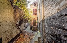 Private Tour: Local Guide, Authentic Witches + Chocolate & Beer