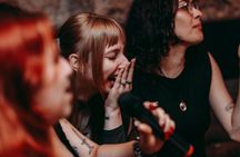 Krakow : 6 pm Tipsy bar tour with 1 H open bar & karaoke