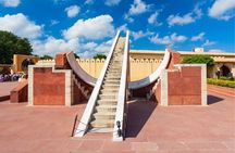 Transfer Agra to Jaipur Via Fatehpur Sikri & Stepwell