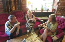 Berlin: Mitte District Food Tour with 7 Authentic Local Tastings