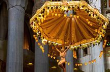 Sagrada Familia Tour and Authentic Tapas Experience