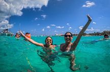 All Inclusive Isla Mujeres Catamaran with Free Transportation