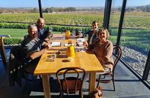 Group of Four Private Barossa Wine Tour with Lunch