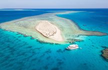 Hamata and Qulaan Islands Boat Tour 3 stops Snorkeling And Lunch