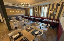 Venice: Pasta and Tiramisu Cooking Class with Wine