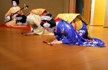KYOTO：Authentic Maiko Show & Dinner with free-flowing drinks