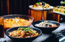 Traditional Māori Cultural Evening with Buffet Hāngī Dinner 