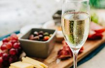 Prosecco Hills Tour with Wine, Spritz and Asolo from Venice