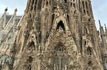 Sagrada Familia Private Tour with Expert Local Guide