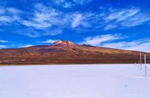 3 Days Uyuni Salt Flats and Andean Lagoons Tour