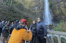 Sunset Tour of Multnomah Falls plus Vista House and Other Falls