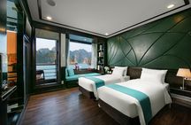 Peony Cruises 2Days/1Night for 5 Star Cruises