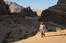 Wadi Rum Desert Secret: A Day and Night in the Bedouin World 