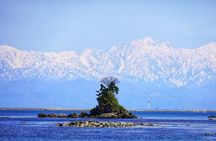 Amaharashi Coast & Shokawa Cruise from Kanazawa